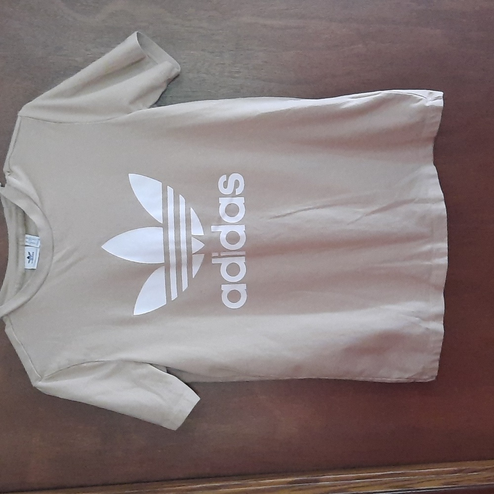Adidas t shirt